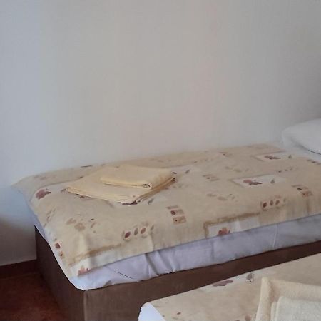 Moni 85 Family House Hotel Sozopol Exterior photo