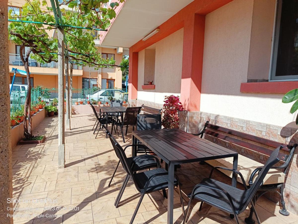 Moni 85 Family House Hotel Sozopol Exterior photo
