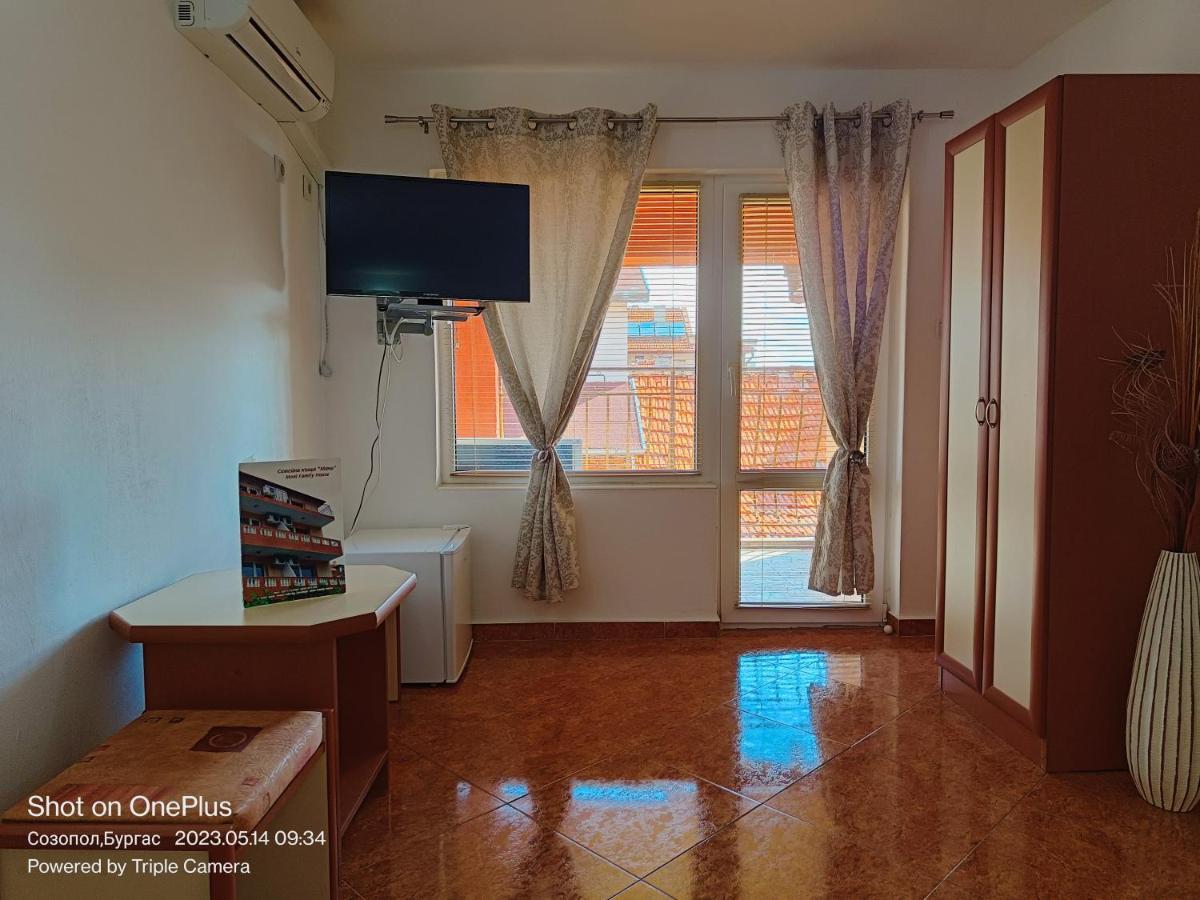 Moni 85 Family House Hotel Sozopol Exterior photo